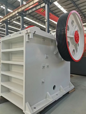тип машина челюсти 110Kw каменной конической дробилки большой емкости PE750*1060 380V дробилки утеса