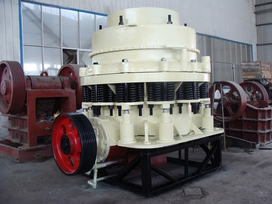 Размер машины 215mm конической дробилки 185Kw PYB 1750 агрегатный питаясь для строительства дорог