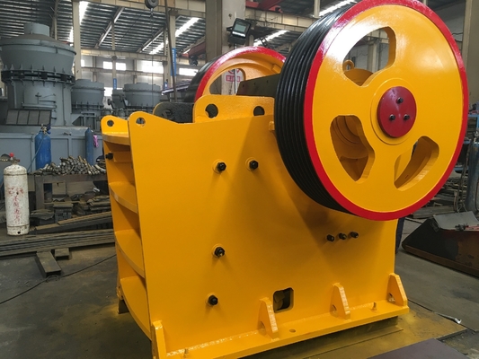 коническая дробилка 30Kw PE400*600 мобильная, основная каменная дробилка 36 24